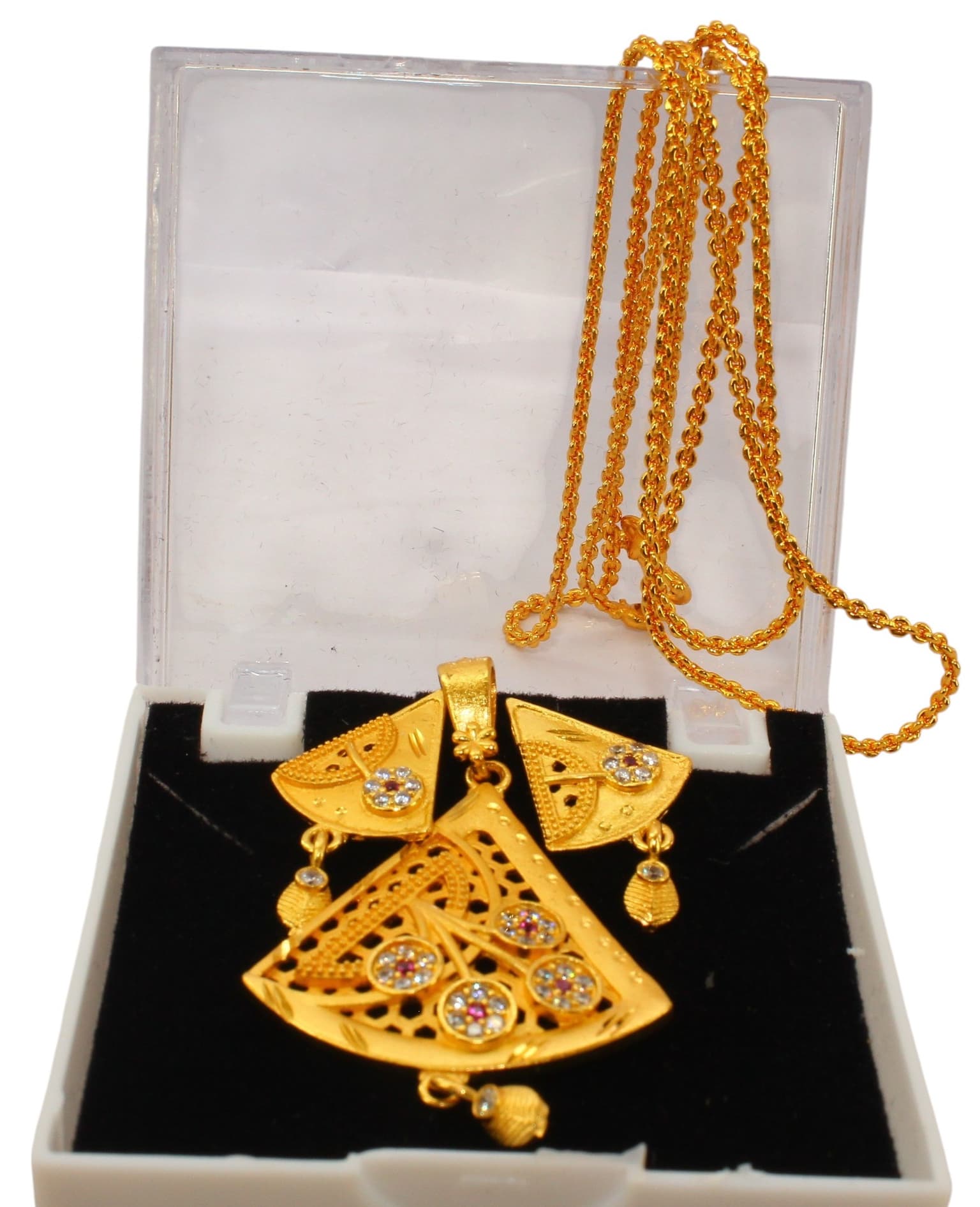 Pendent & Earrings Set