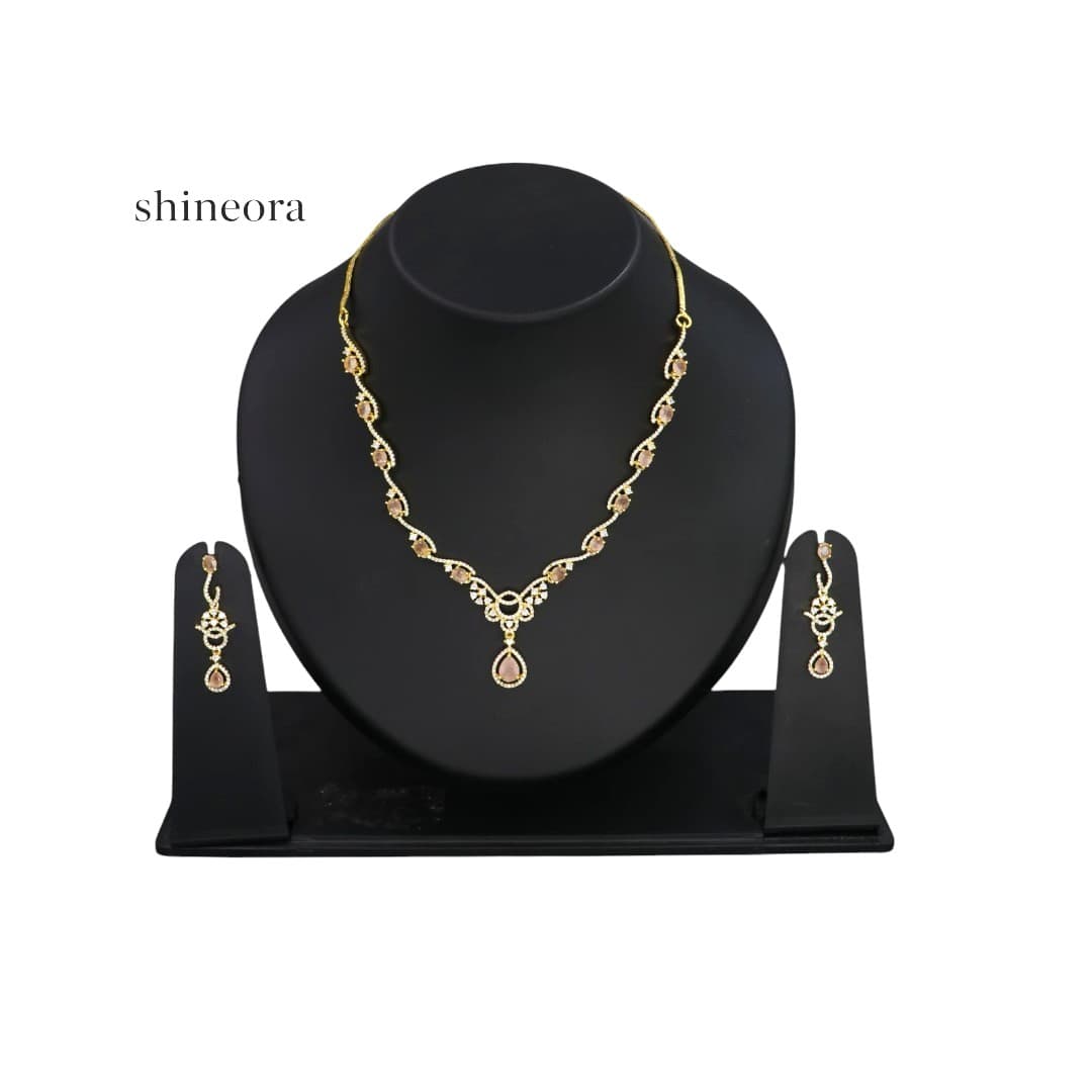 Shineora Aara Necklace Set