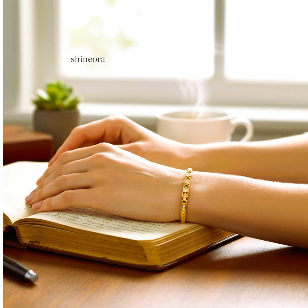 Shineora Aarav Classic Bracelet