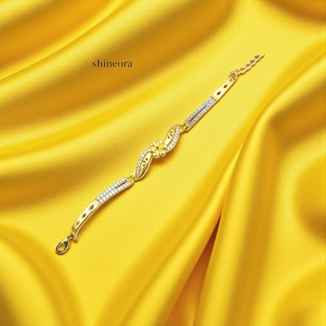 Shineora Saanvi Twirl Bracelet