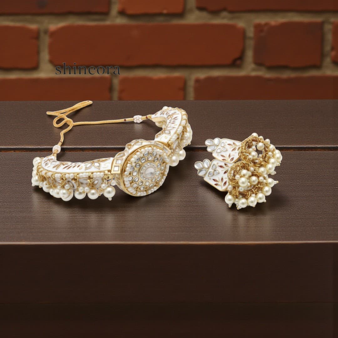 Royal White Kundan Pearl Hasuli - 3