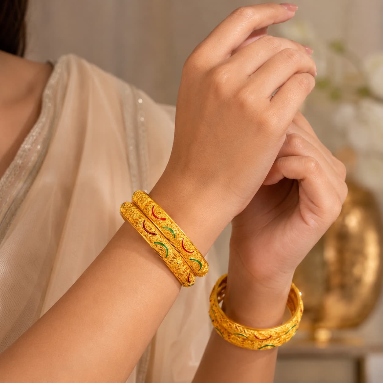 Shineora Women Gold-Plated Paisley Enamel Detailed Traditional Bangles Set (Pack of 4)